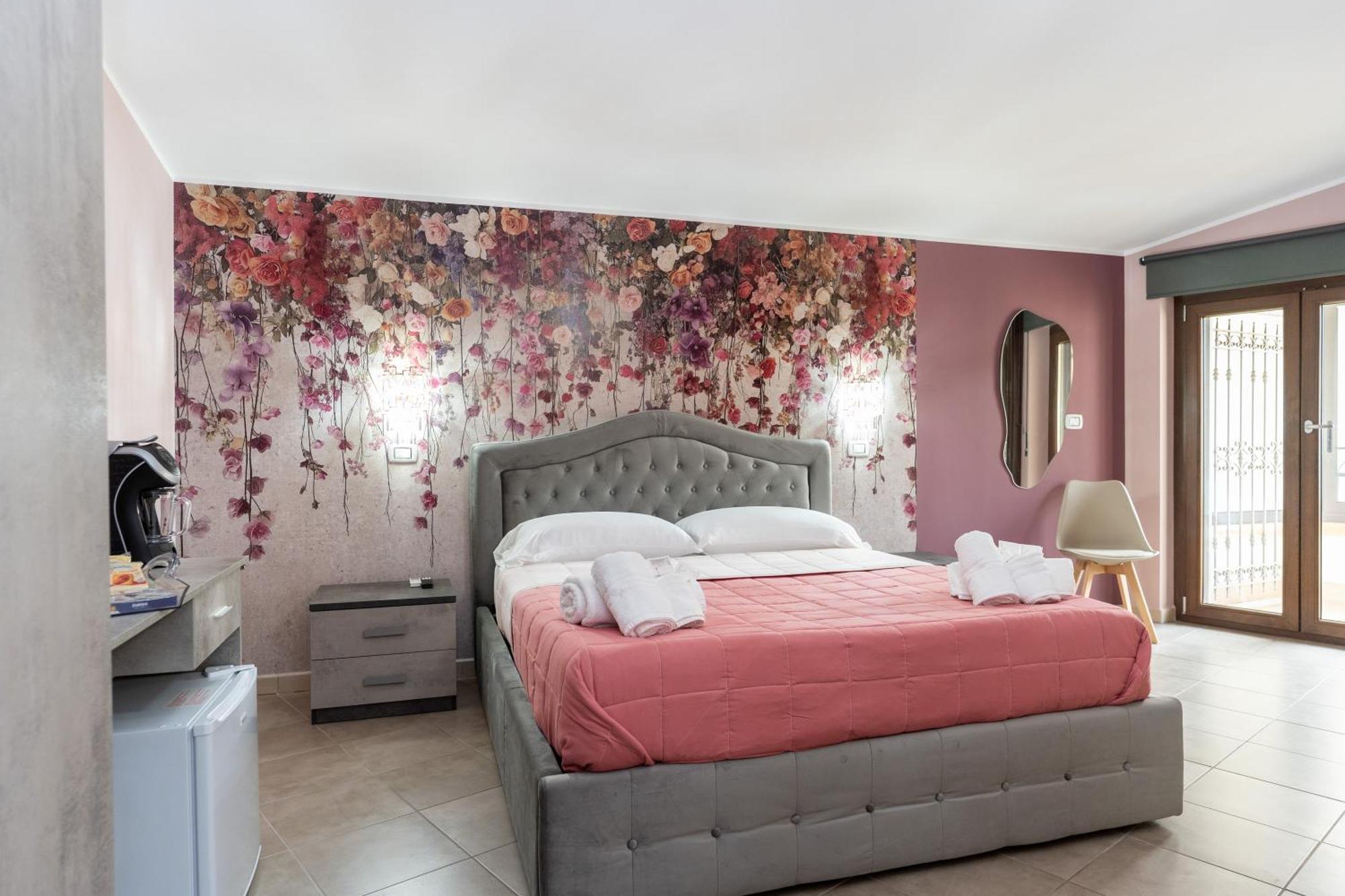 Rose B&B Golden House & Spa מראה חיצוני תמונה